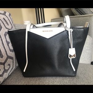 Michael Kors Purse Brand New with tags